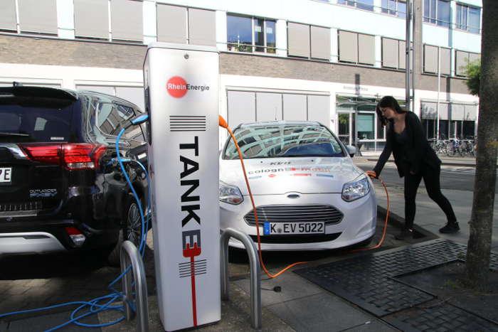 E-Auto an Ladesule